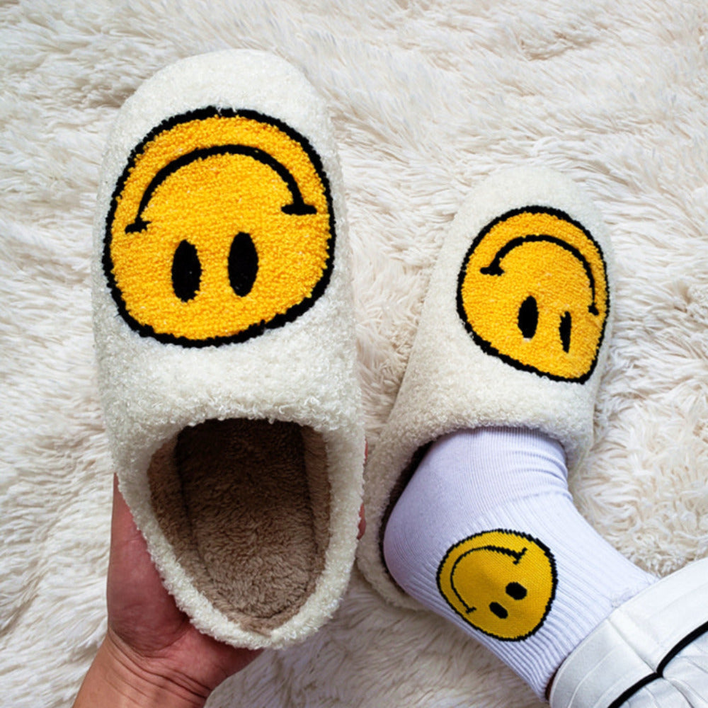 Mochi Mart Retro Smiley Face Slippers