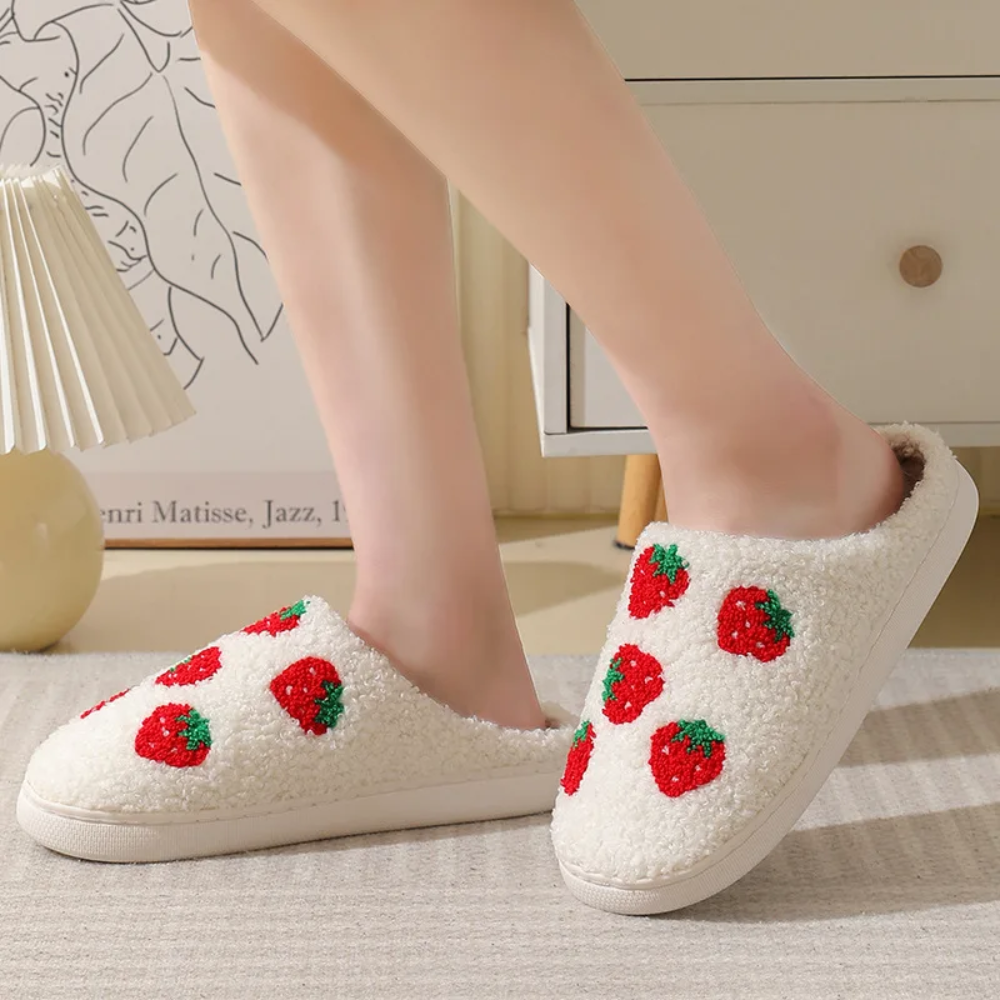 Mochi Mart Kawaii Strawberry Slippers