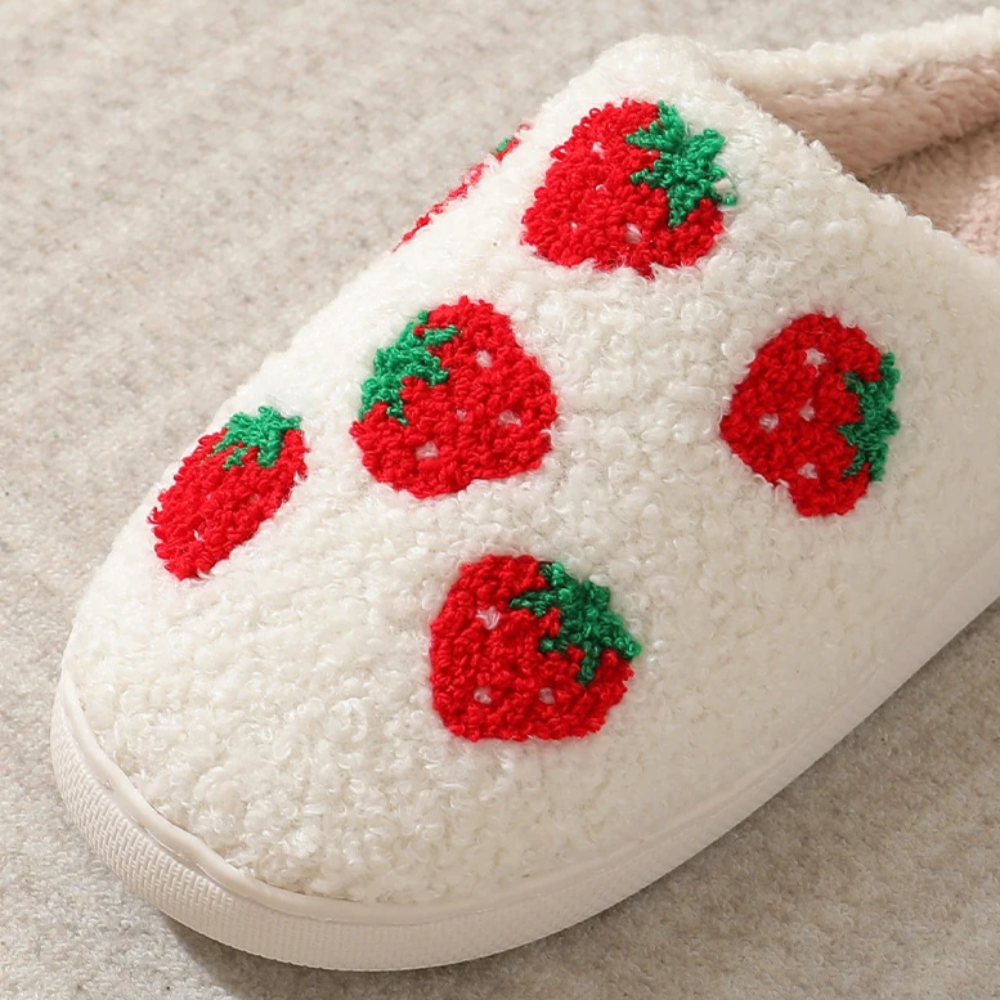 Mochi Mart Kawaii Strawberry Slippers