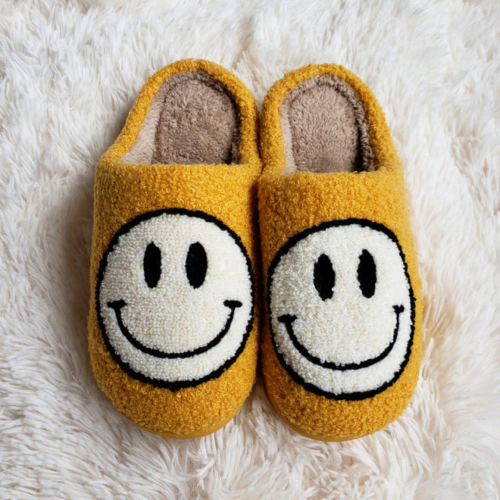 Mochi Mart Retro Smiley Face Slippers